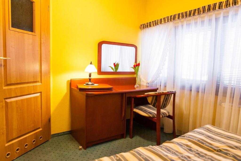 Hotel Rebajlo ปีวา ภายนอก รูปภาพ